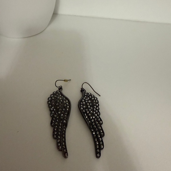 Elegant Silver Wing Earrings - Picture 2 of 3